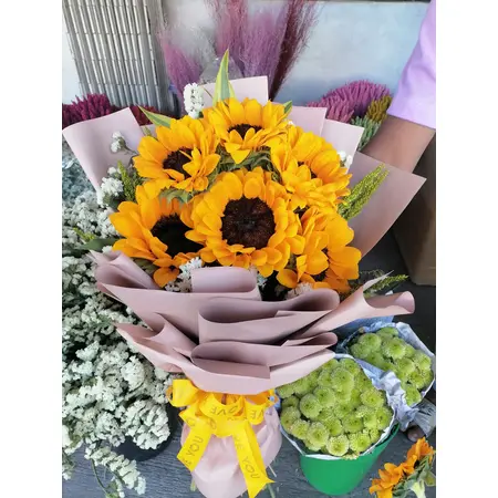 6pcs Sunflower Bouquet